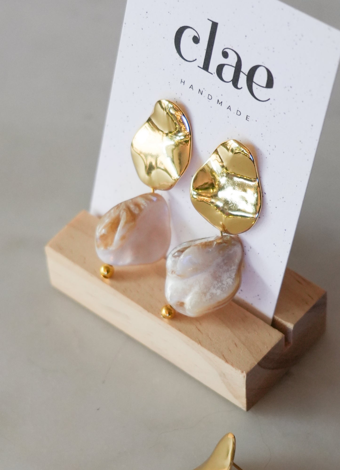 Wavy Statement Shells