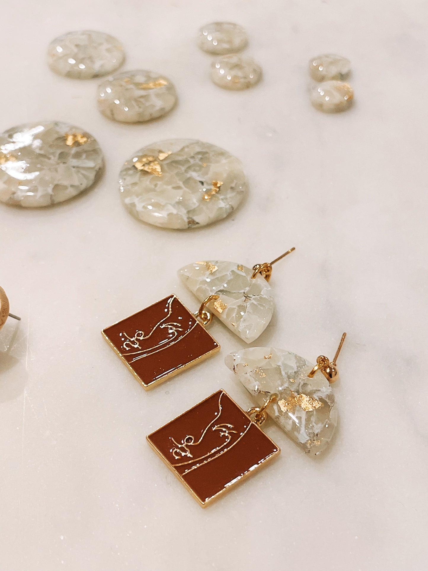 Stone Collection: Gold Quartz